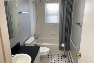 124 Chelsea Ave, West Babylon, NY 11704 - Photo 4
