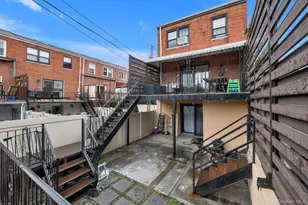 61-11 69th St, Middle Village, NY 11379 - Photo 20