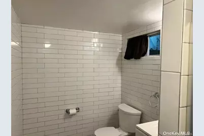 18 Manhattan Place, Huntington, NY 11743 - Photo 14