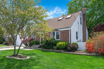 26 Bogart Street, Huntington Station, NY 11746 - Photo 34