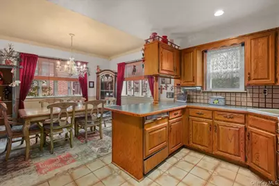 1826 Narragansett Avenue, Bronx, NY 10461 - Photo 10