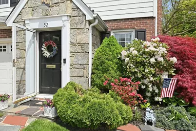 52 Wisteria Avenue, Mineola, NY 11501 - Photo 4