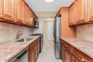 245 Rumsey Rd, Yonkers, NY 10701 - Photo 6