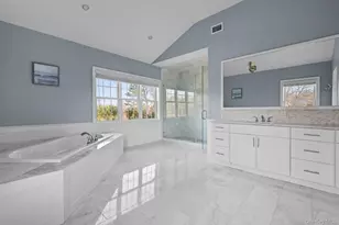 490 Montauk Hwy, Southampton, NY 11968 - Photo 24