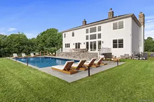 490 Montauk Hwy, Southampton, NY 11968 - Photo 2