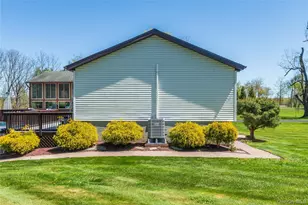 3 Duby Rd, Wallkill, NY 12589 - Photo 4