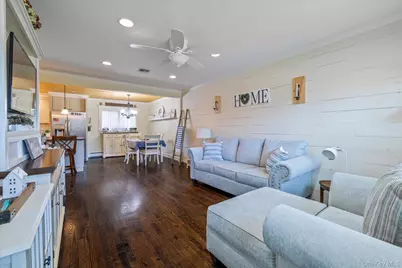 406 Jefferson Street, Franklin Square, NY 11010 - Photo 8