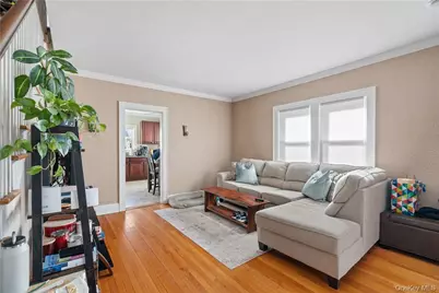 204 Lakeview Avenue, West Harrison, NY 10604 - Photo 2