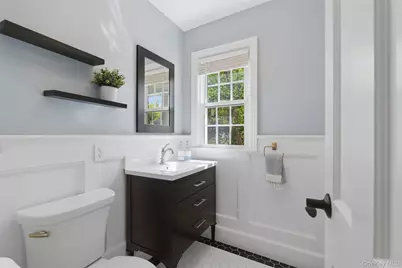 136 Devonshire Road, Larchmont, NY 10538 - Photo 12