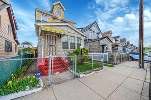 107-29 142nd St, Jamaica, NY 11435 - Photo 2