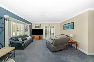 18 Byron Rd, Commack, NY 11725 - Photo 10