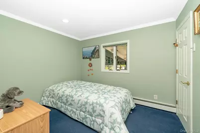 18 Byron Road, Commack, NY 11725 - Photo 20