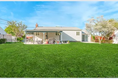 18 Byron Road, Commack, NY 11725 - Photo 6