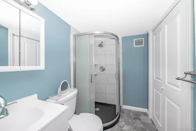 18 Byron Road, Commack, NY 11725 - Photo 26
