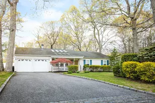 4 Mt Oak Pl, Ridge, NY 11961 - Photo 2