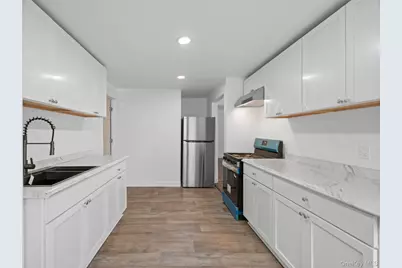 637 Violet Avenue, Hyde Park, NY 12538 - Photo 10