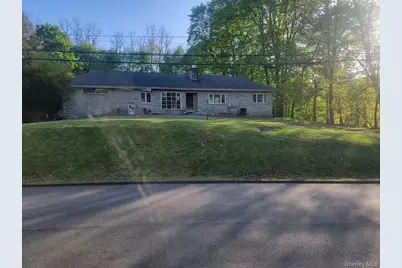 60 Mayer Drive, Suffern, NY 10901 - Photo 1