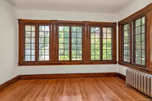 15 Wilson Ln, Rockville Centre, NY 11570 - Photo 16