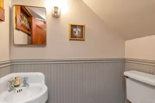 15 Wilson Ln, Rockville Centre, NY 11570 - Photo 18