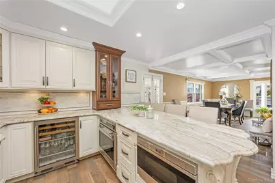 209 W Shore Drive, Massapequa, NY 11758 - Photo 18