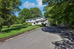 21 Windgate Dr, New City, NY 10956 - Photo 4