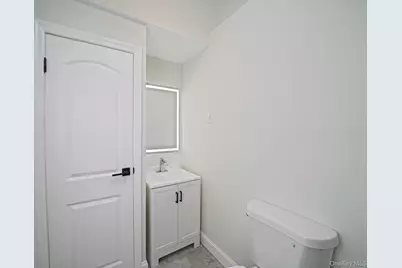 94 Rosemary Lane, Centereach, NY 11720 - Photo 16