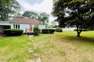 66 Corbin Ave, Shirley, NY 11967 - Photo 4