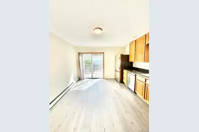 164 Rossiter Avenue, Yonkers, NY 10701 - Photo 12