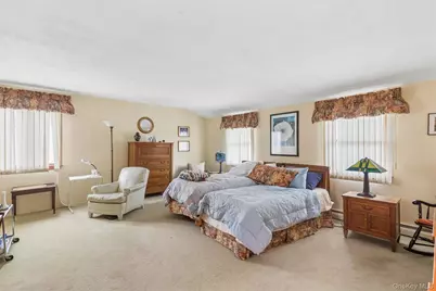 2 Garvey Drive, Hauppauge, NY 11788 - Photo 16