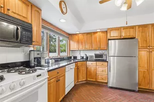 2 Garvey Dr, Hauppauge, NY 11788 - Photo 10