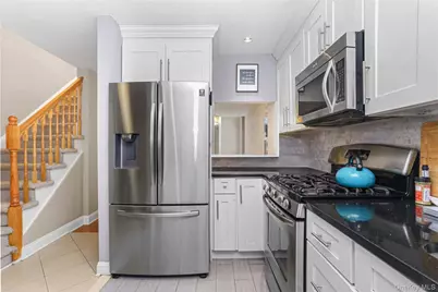 368 N Greeley Avenue, Chappaqua, NY 10514 - Photo 8