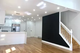 140-14 174th St, Jamaica, NY 11434 - Photo 4