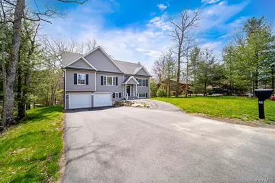 68 Picadilly Circle, Rock Hill, NY 12775 - Photo 4