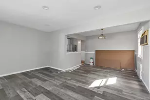 220 Crown Ave, Floral Park, NY 11001 - Photo 24