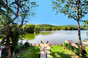 37 Lakeshore Dr, Oakland, NJ 07436 - Photo 4