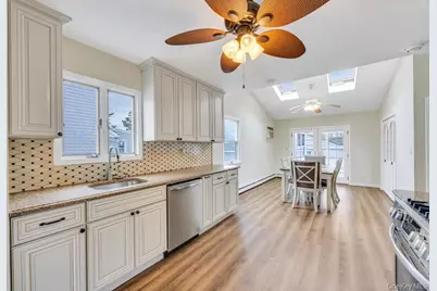 31 Indiana Street, Hicksville, NY 11801 - Photo 2