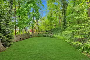 9 Winding Way, Sea Cliff, NY 11579 - Photo 16