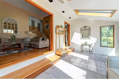 23 Clearbrook Drive, Smithtown, NY 11787 - Photo 4