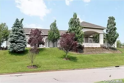 701 Balfour Place, Melville, NY 11747 - Photo 28