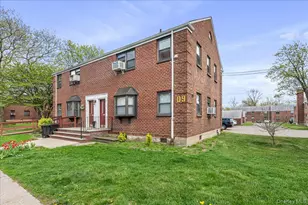 160-10 Cross Island Pkwy, Whitestone, NY 11357 - Photo 10