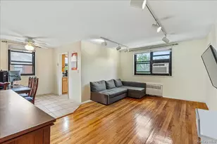 160-10 Cross Island Pkwy, Whitestone, NY 11357 - Photo 2