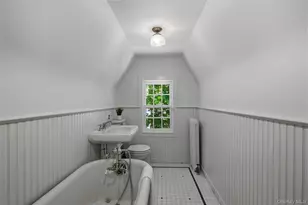 449 Pelham Manor Rd, Pelham, NY 10803 - Photo 24
