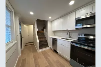 81 New Street #1, Huntington, NY 11743 - Photo 4