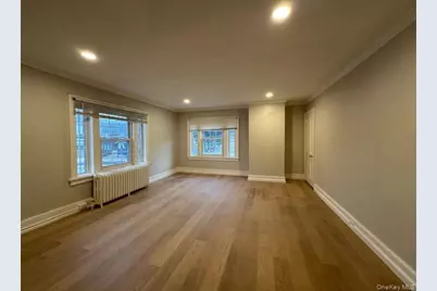 81 New Street #1, Huntington, NY 11743 - Photo 2