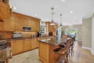 110 Park Dr, Eastchester, NY 10709 - Photo 14