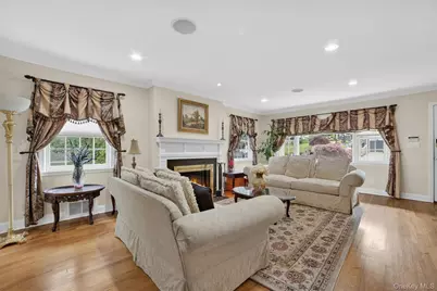 110 Park Drive, Eastchester, NY 10709 - Photo 8