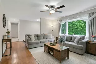 21 Olympus Dr, Mahopac, NY 10541 - Photo 4