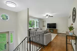 21 Olympus Dr, Mahopac, NY 10541 - Photo 2