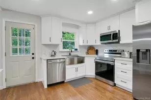 21 Olympus Dr, Mahopac, NY 10541 - Photo 12