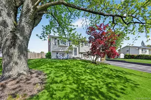 122 Rolling Meadows Rd, Middletown, NY 10940 - Photo 2